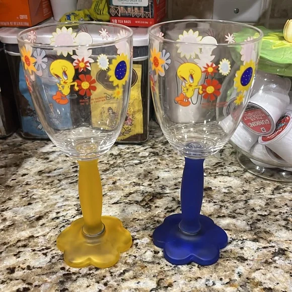 Vintage 1999 Warner Bros Store Looney Tunes Tweety Bird Plastic Glass Set - Picture 4 of 9